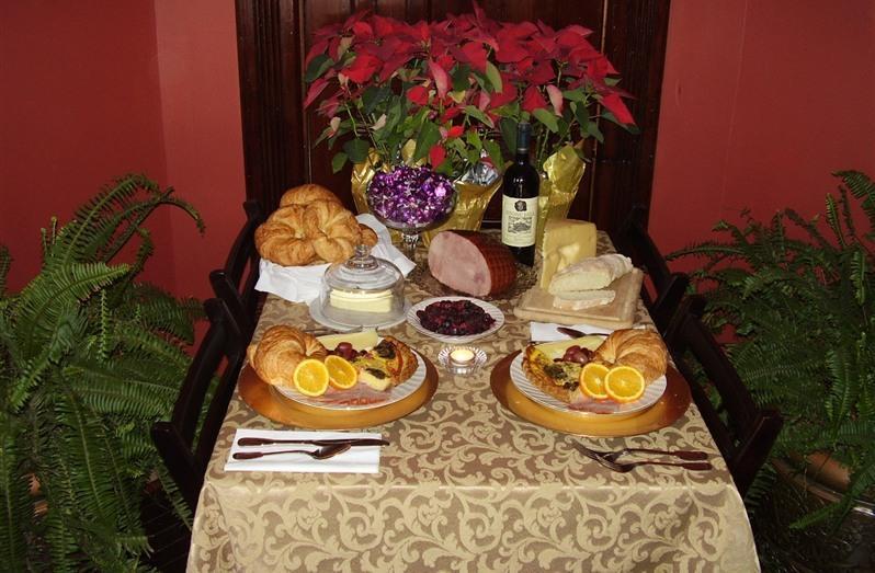 Whiskey Mansion Bed & Breakfast Saint Joseph Restaurant bilde